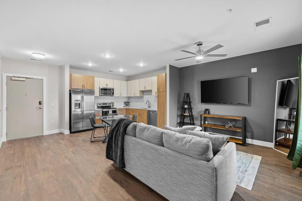 נאשוויל The Platinum Suite Penthouse The Gulch מראה חיצוני תמונה