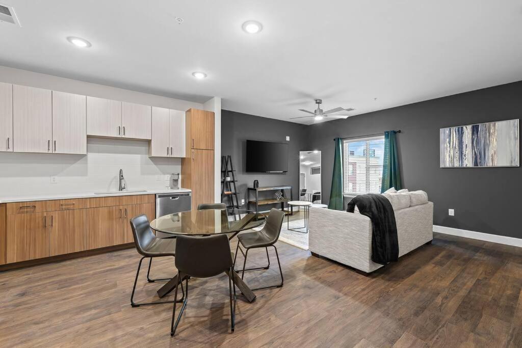נאשוויל The Platinum Suite Penthouse The Gulch מראה חיצוני תמונה